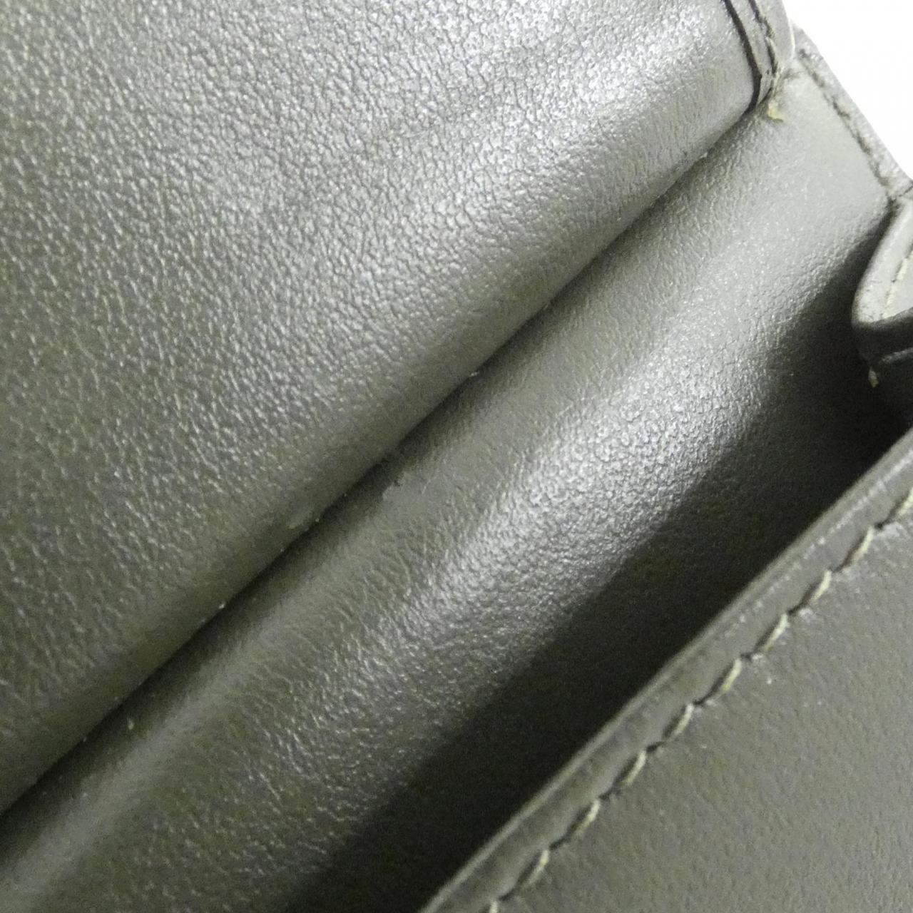 グッチ 768244 FAFBE 財布