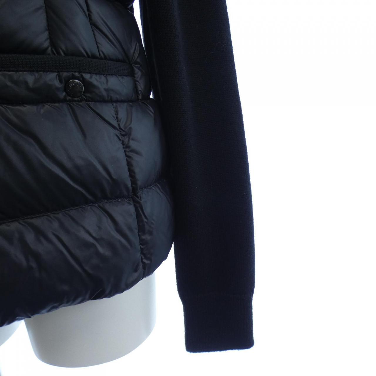 モンクレール MONCLER ダウンジャケット