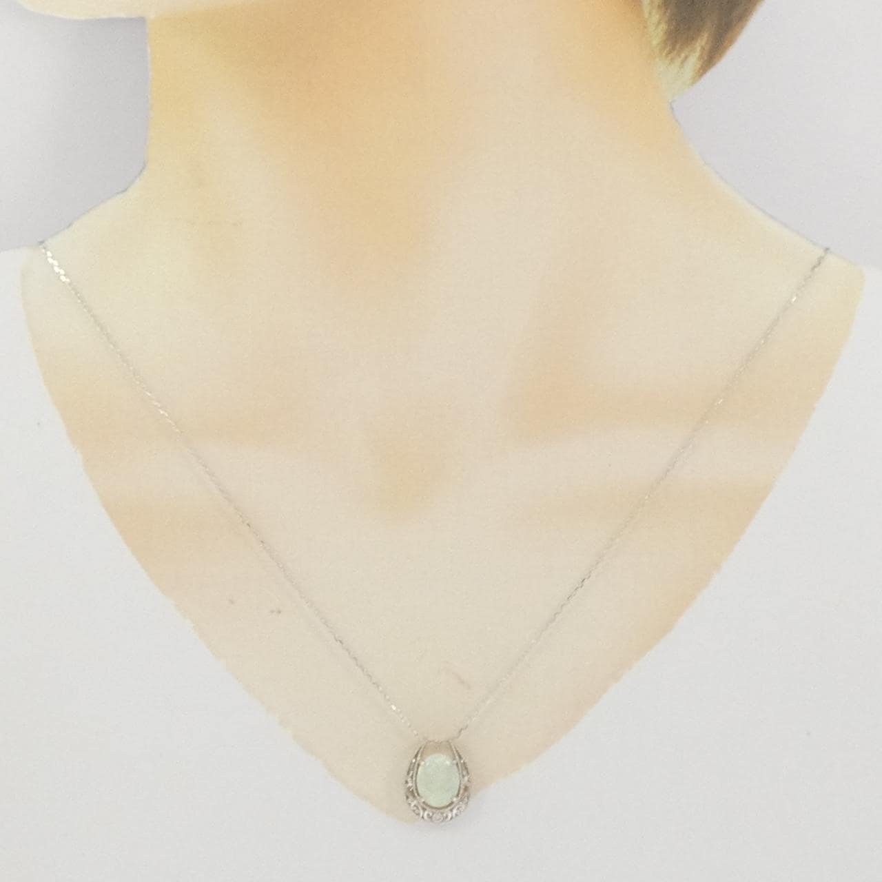 K18WG オパール ネックレス 1.43CT