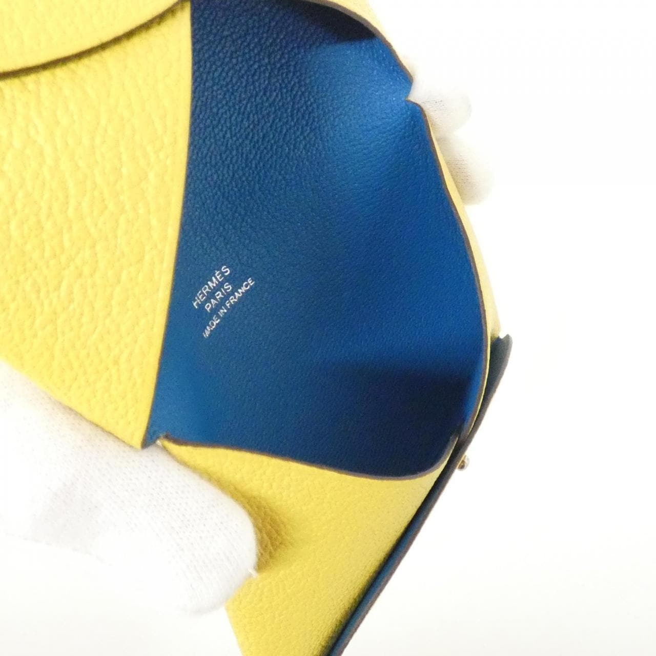 エルメス カルヴィ ヴェルソ 078476CK カードケース