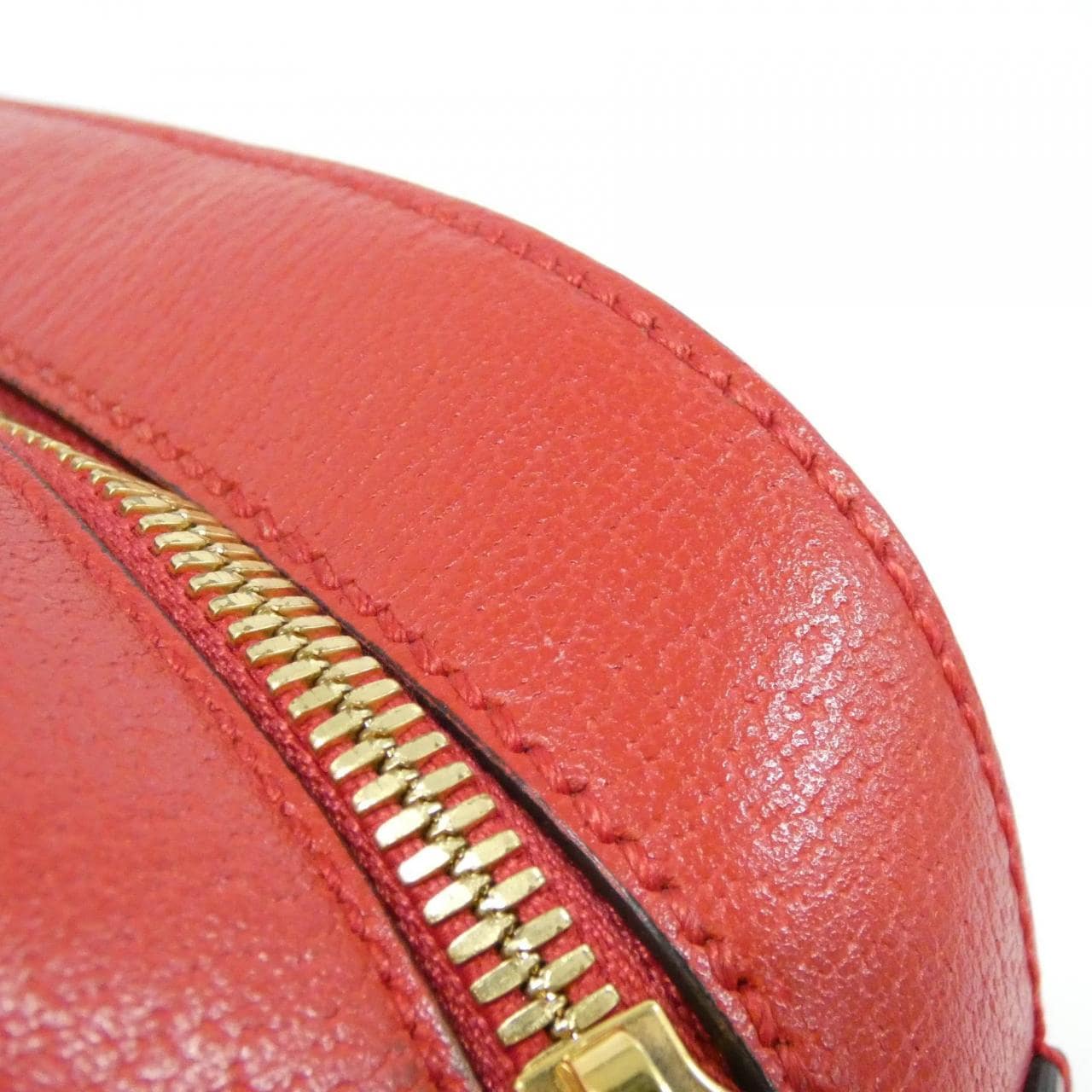 グッチ GG APPLE 574886 2EVDG ショルダーバッグ