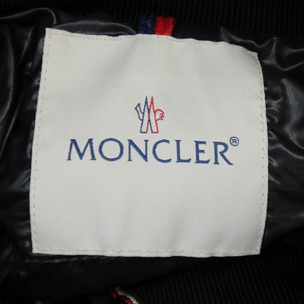 MONCLER蒙克勒·布卢森