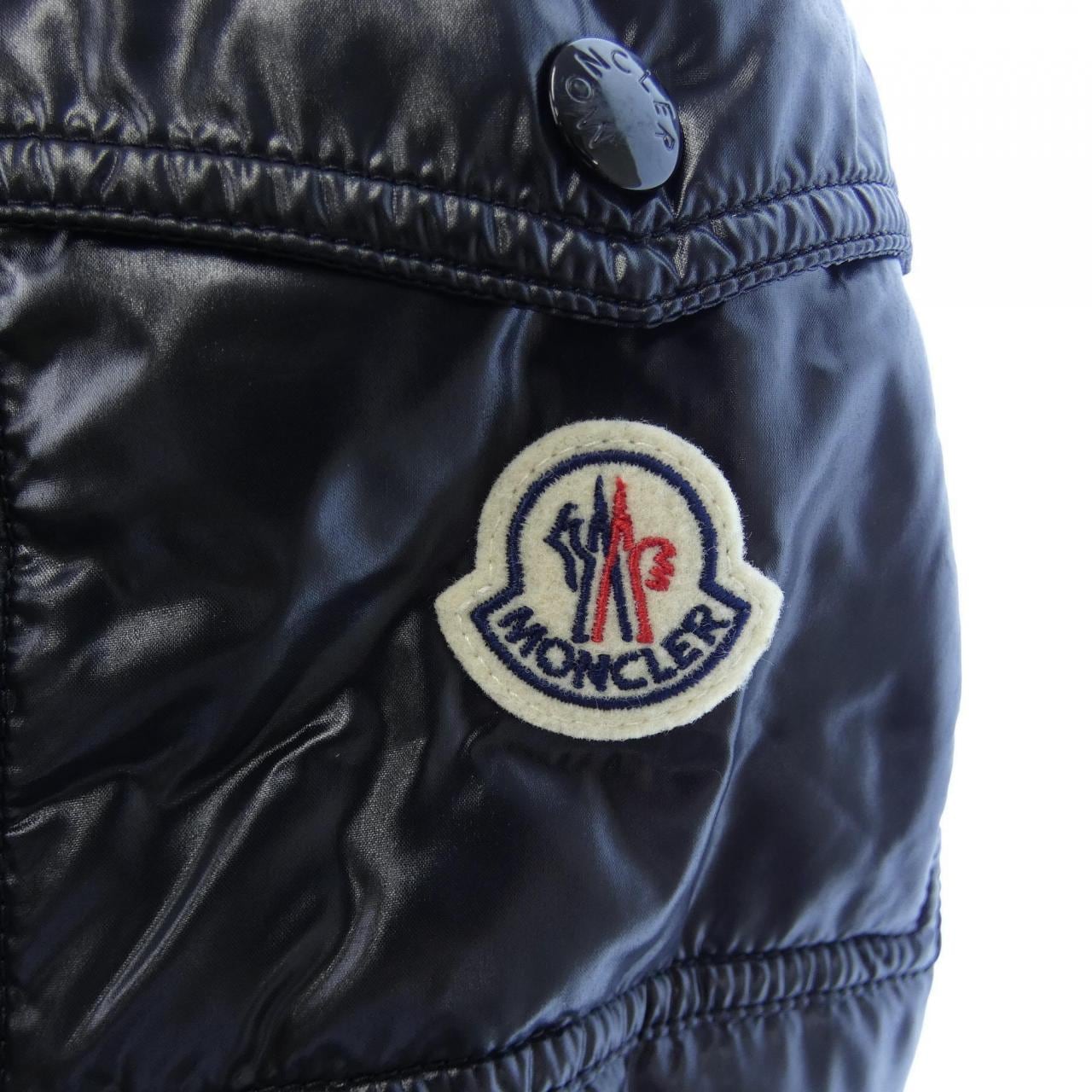 モンクレール MONCLER ダウンジャケット