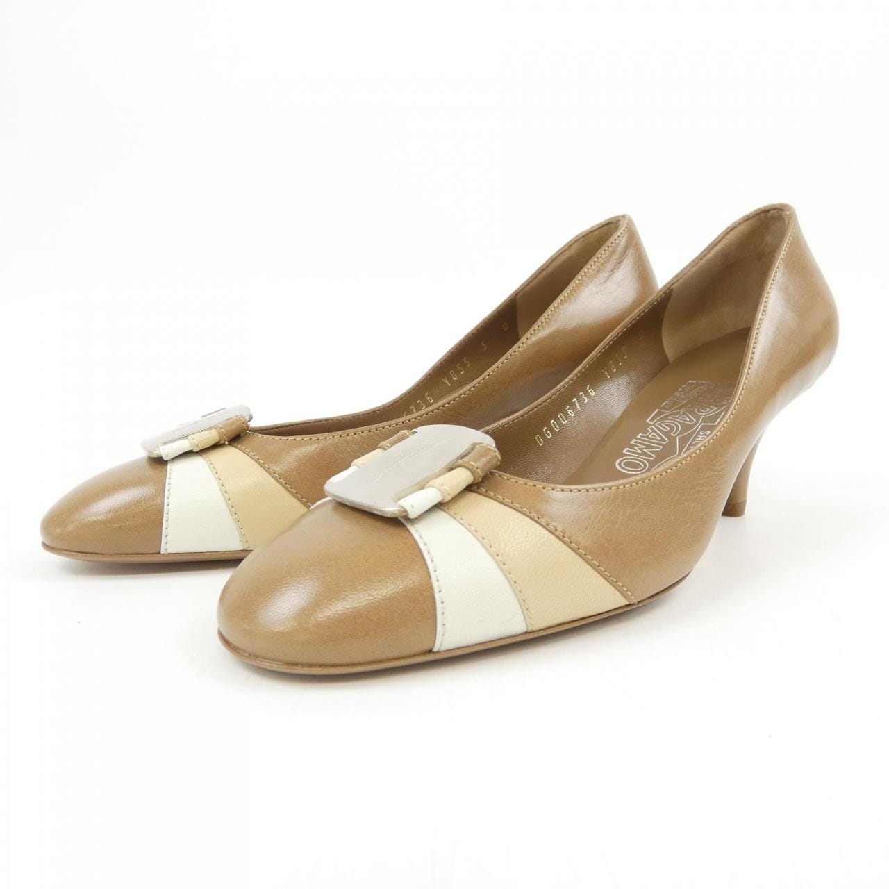 サルヴァトーレフェラガモ SALVATORE FERRAGAMO DG006736 Y855 パンプス