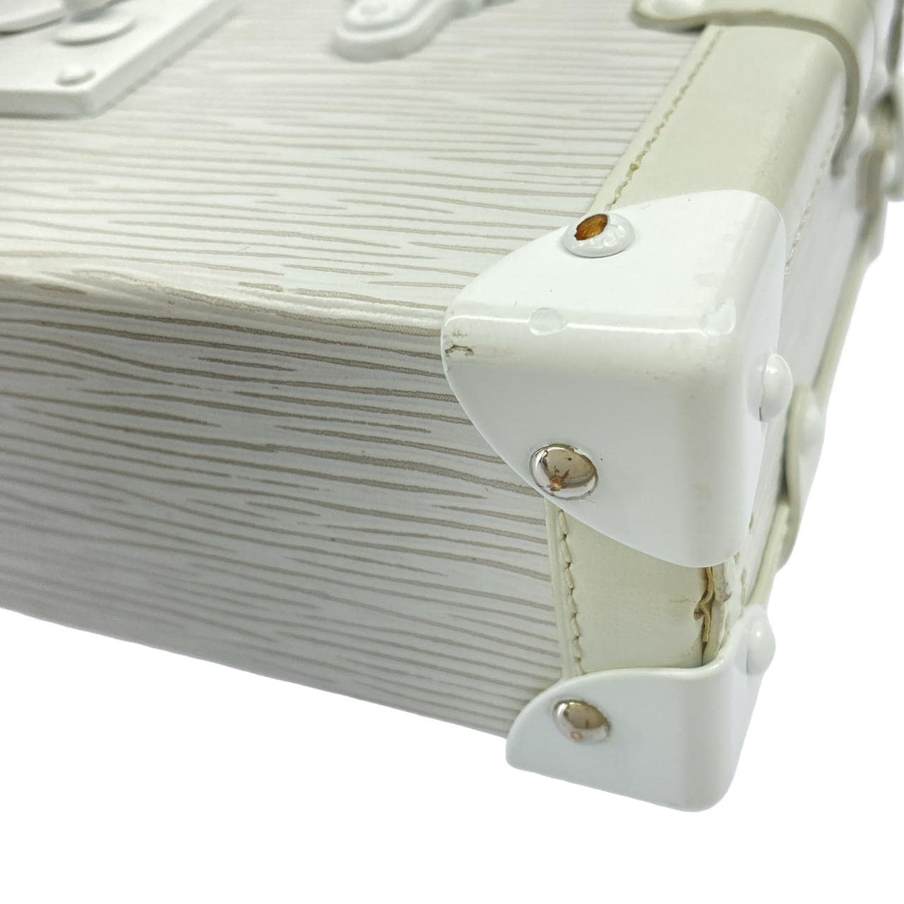 ルイヴィトン エピ プティット マル M55860 ショルダーバッグ