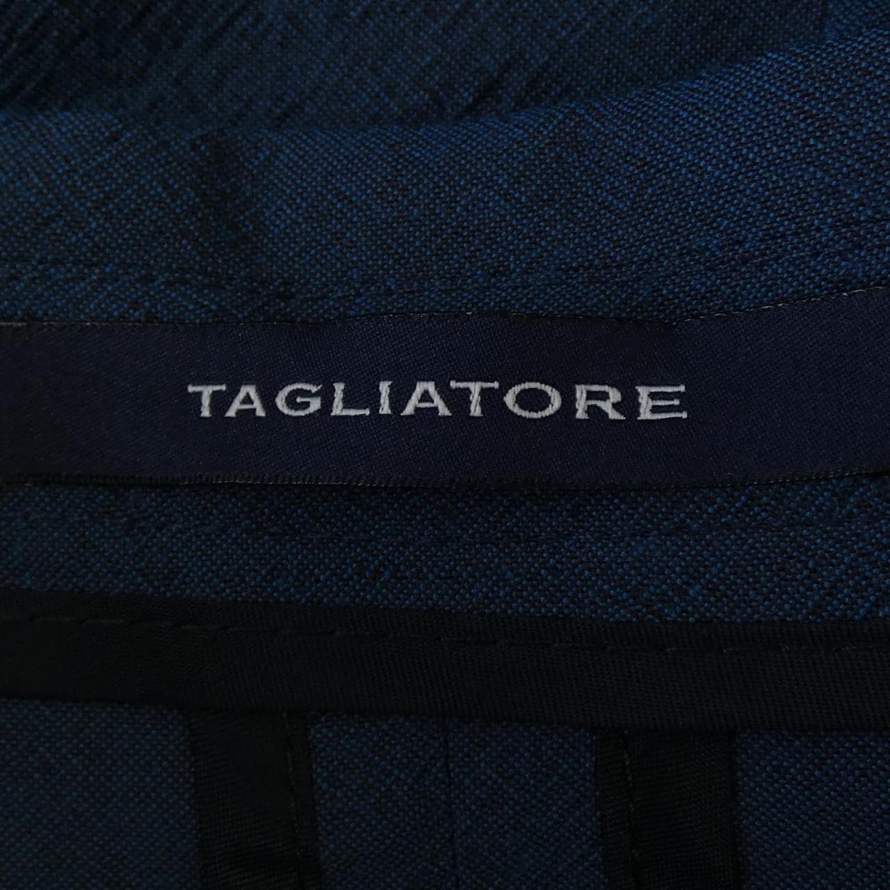 タリアトーレ TAGLIATORE スーツ