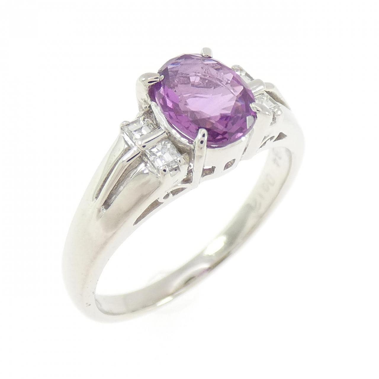 PT900 サファイヤ リング 0.84CT
