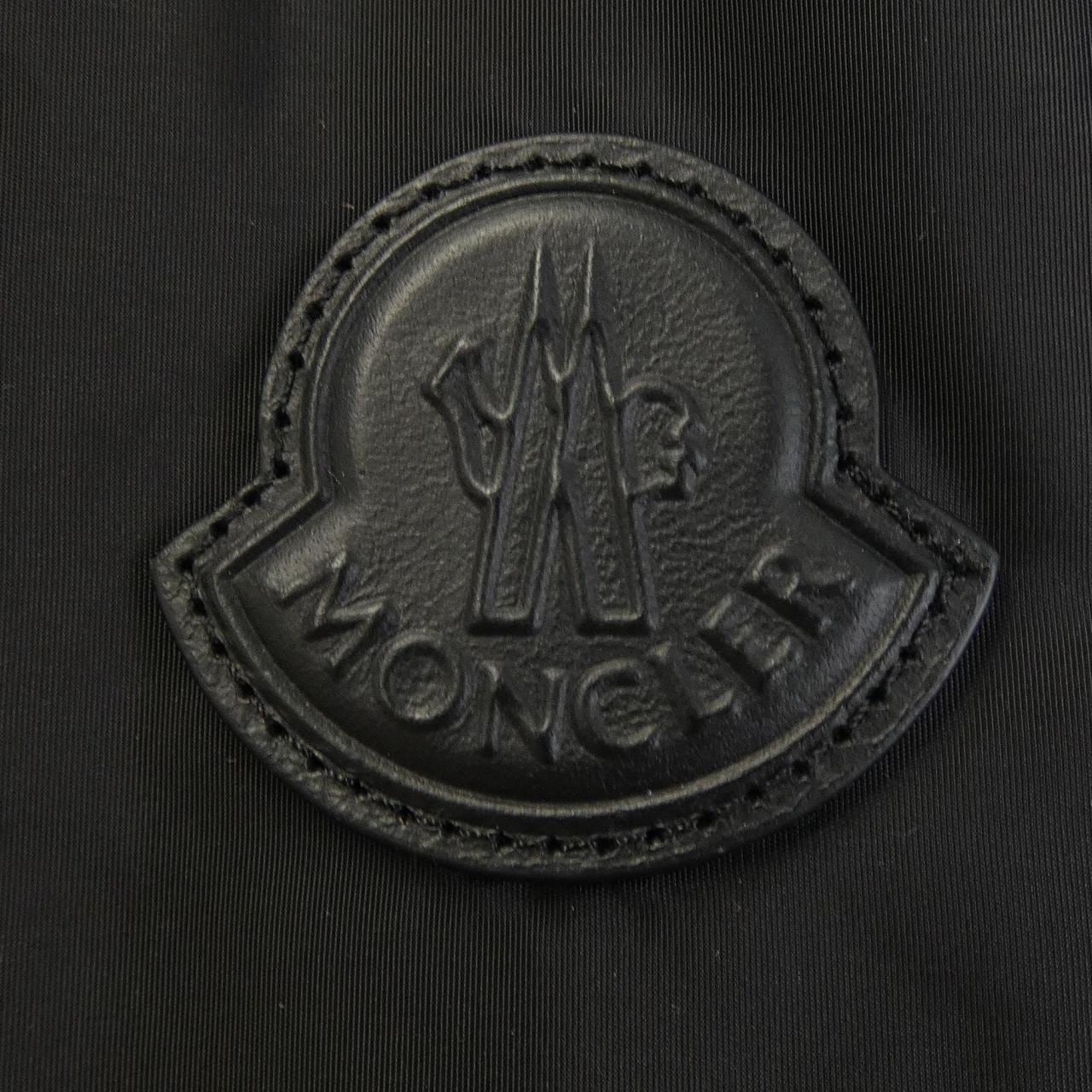 モンクレール MONCLER VOUE ダウンジャケット