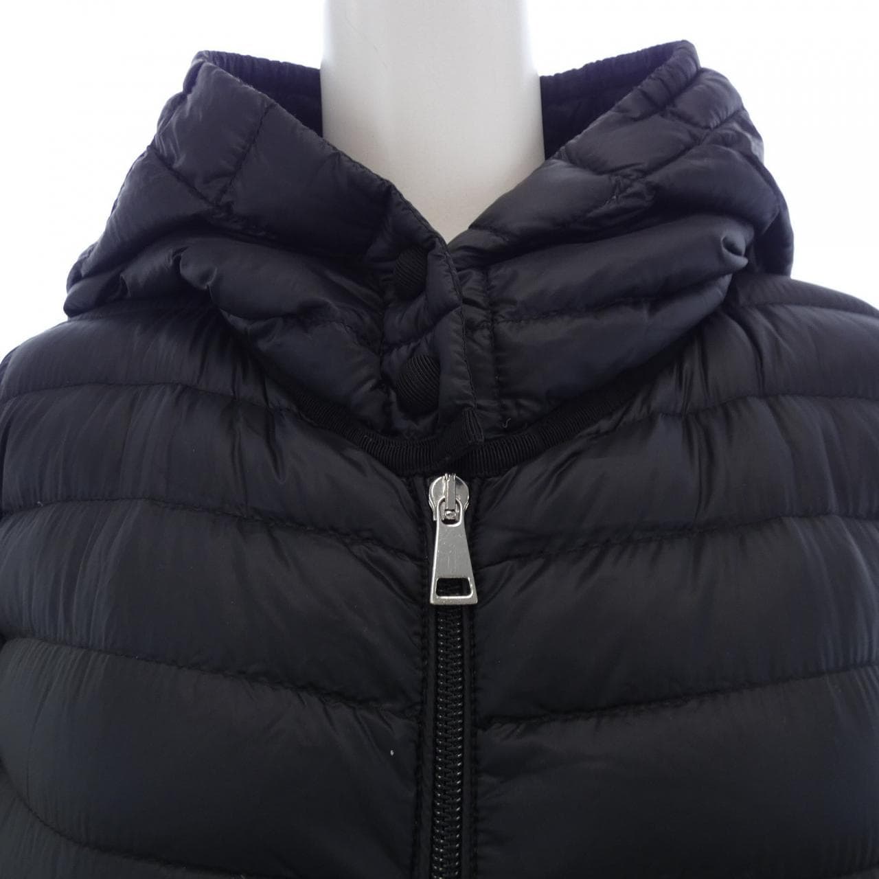 MONCLER蒙克勒羽绒服