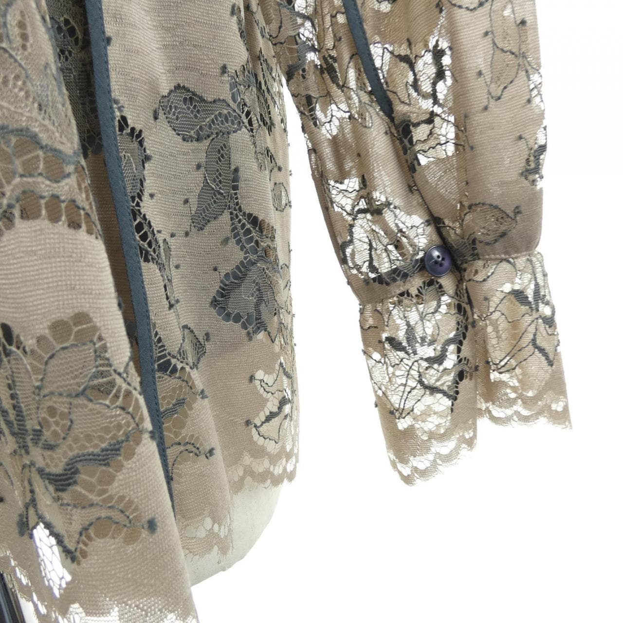 BERNARD PERRIS トップス