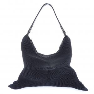 イッセイミヤケ ISSEY MIYAKE BAG