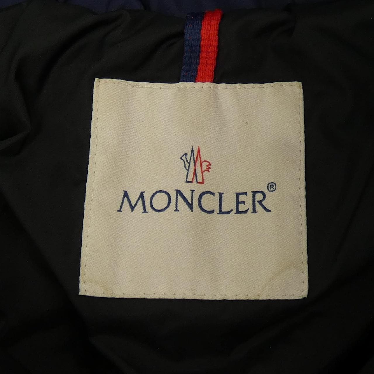 モンクレール MONCLER ダウンジャケット