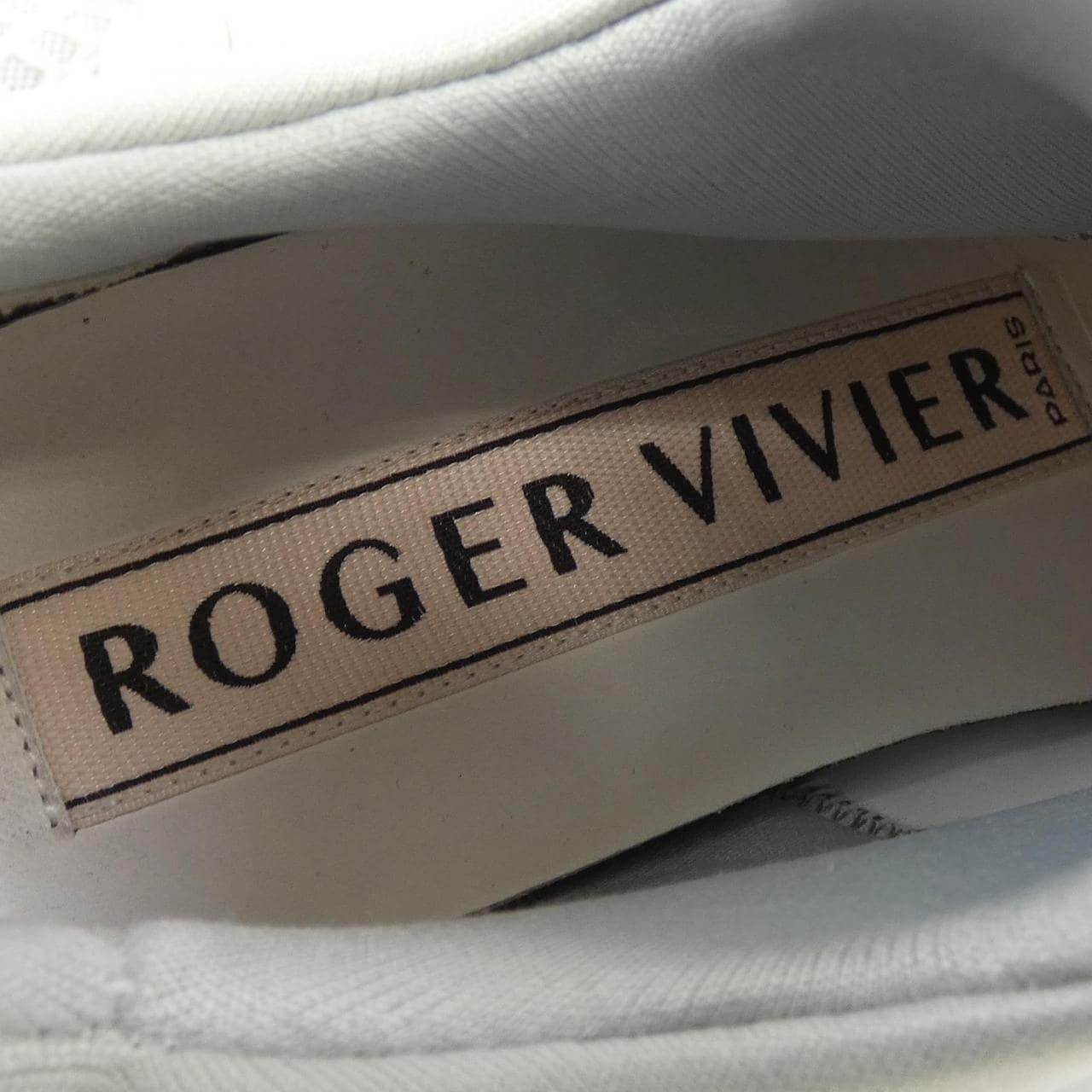ロジェヴィヴィエ ROGER VIVIER スニーカー