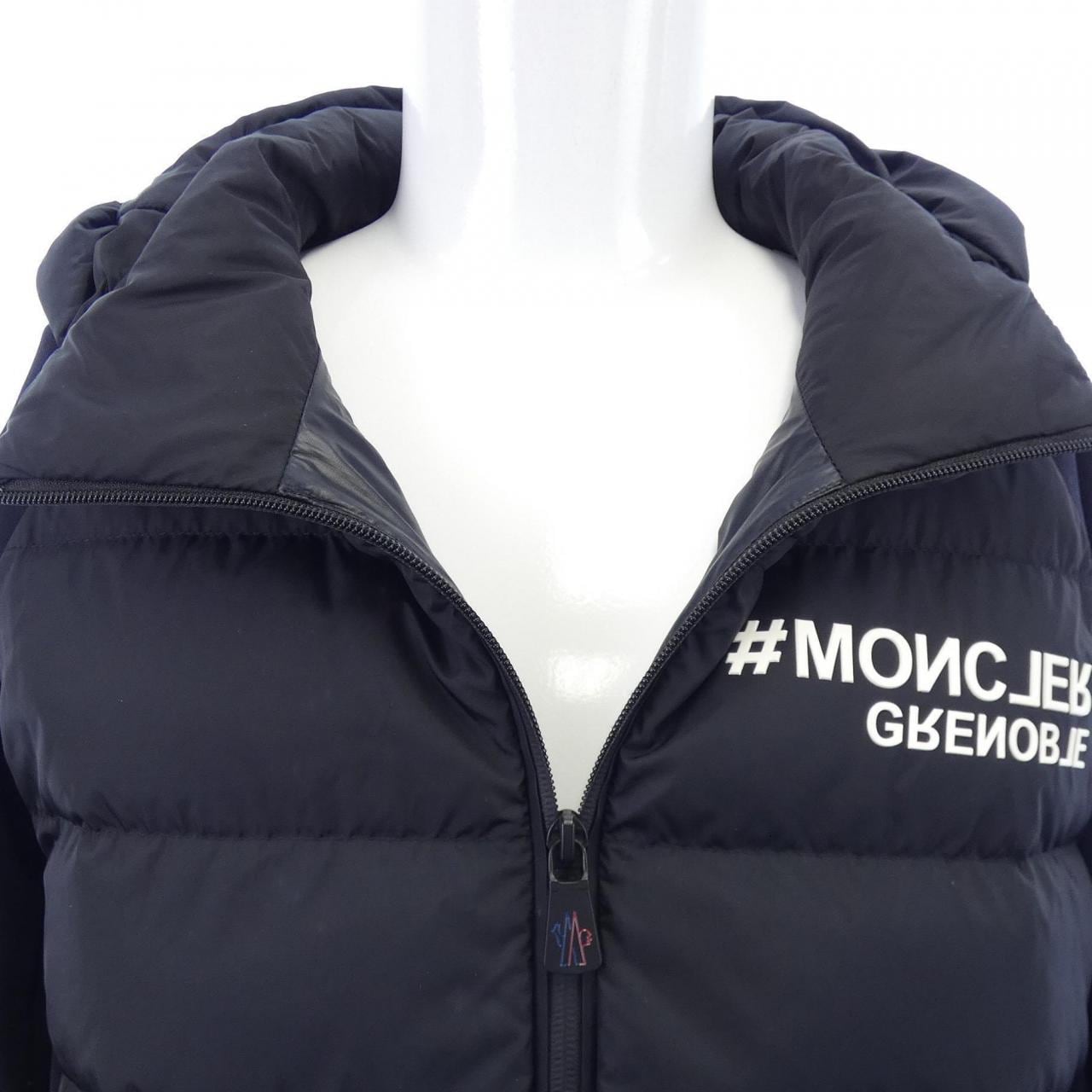 モンクレールグルノーブル MONCLER GRENOBLE 20978G00032 ダウンジャケット