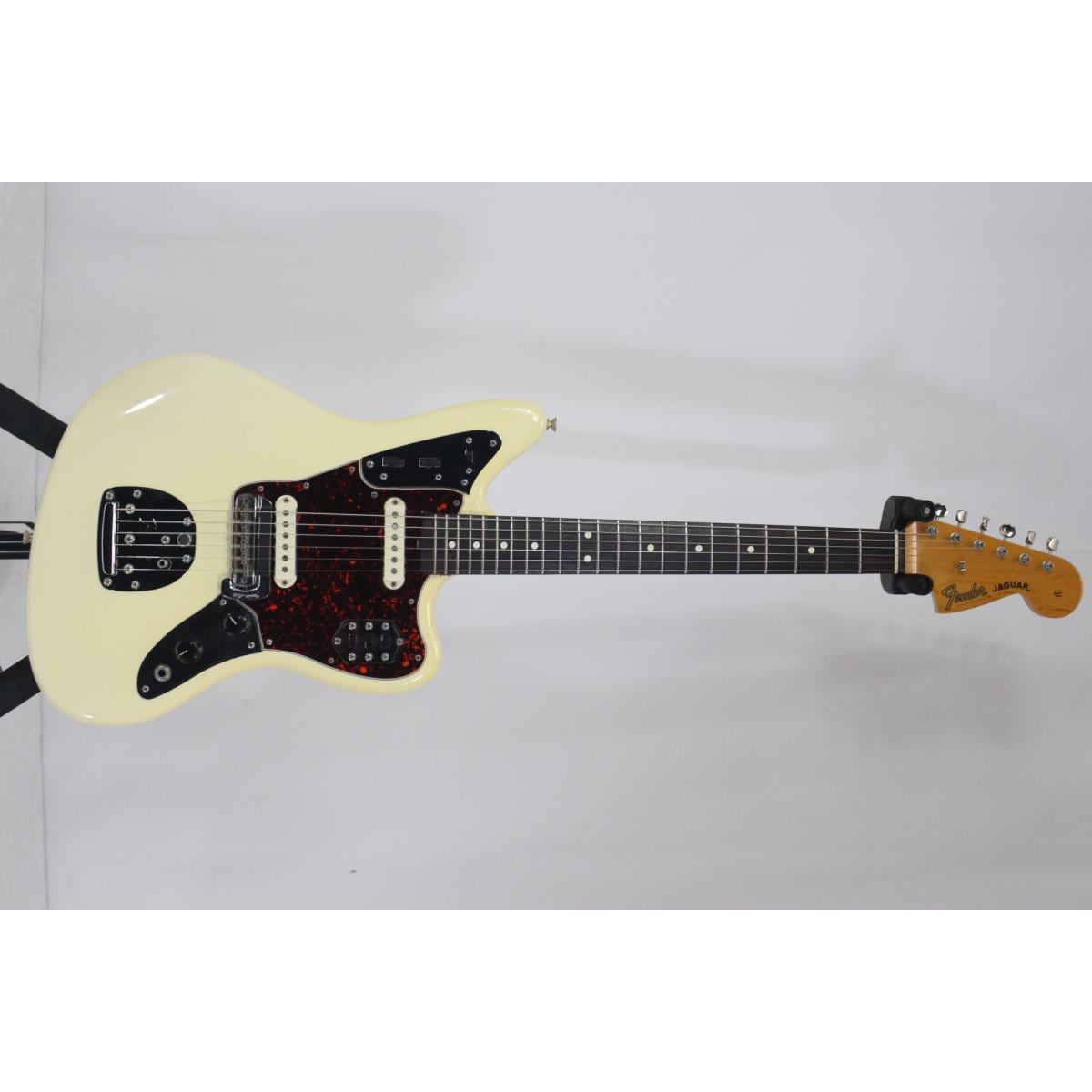 FENDER AMERICAN VINTAGE 62JAGUAR