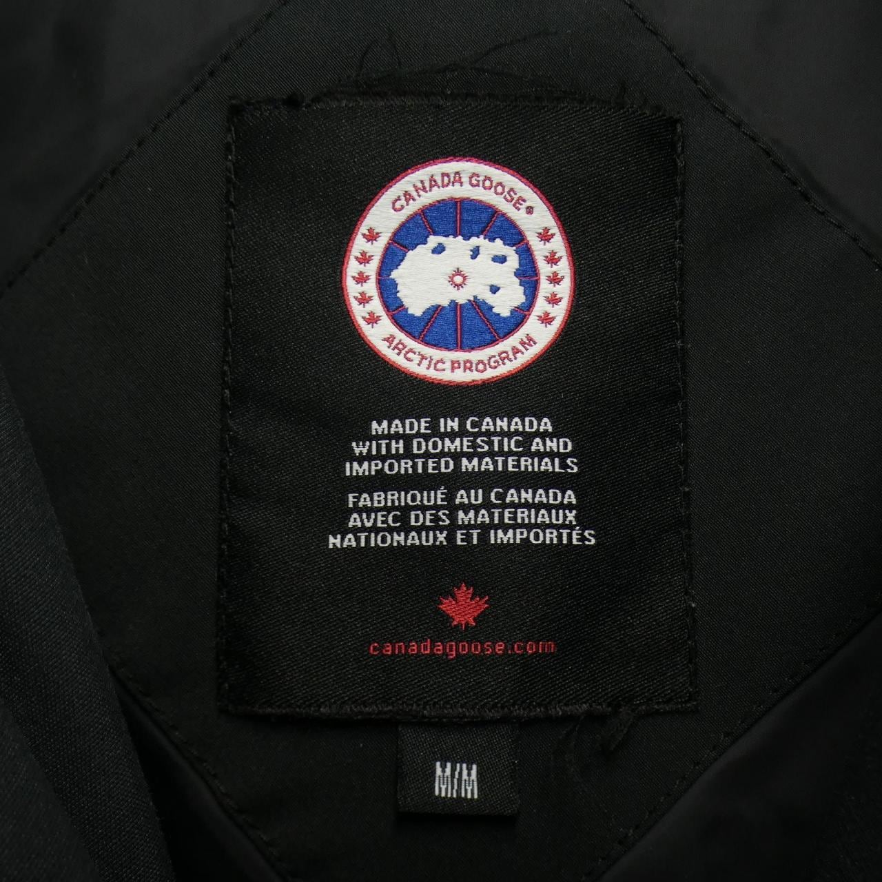 カナダグース CANADA GOOSE ダウンジャケット