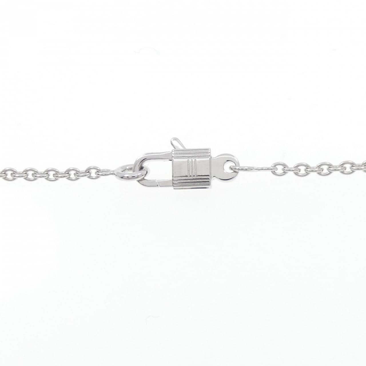 HERMES amulettes cadena necklace