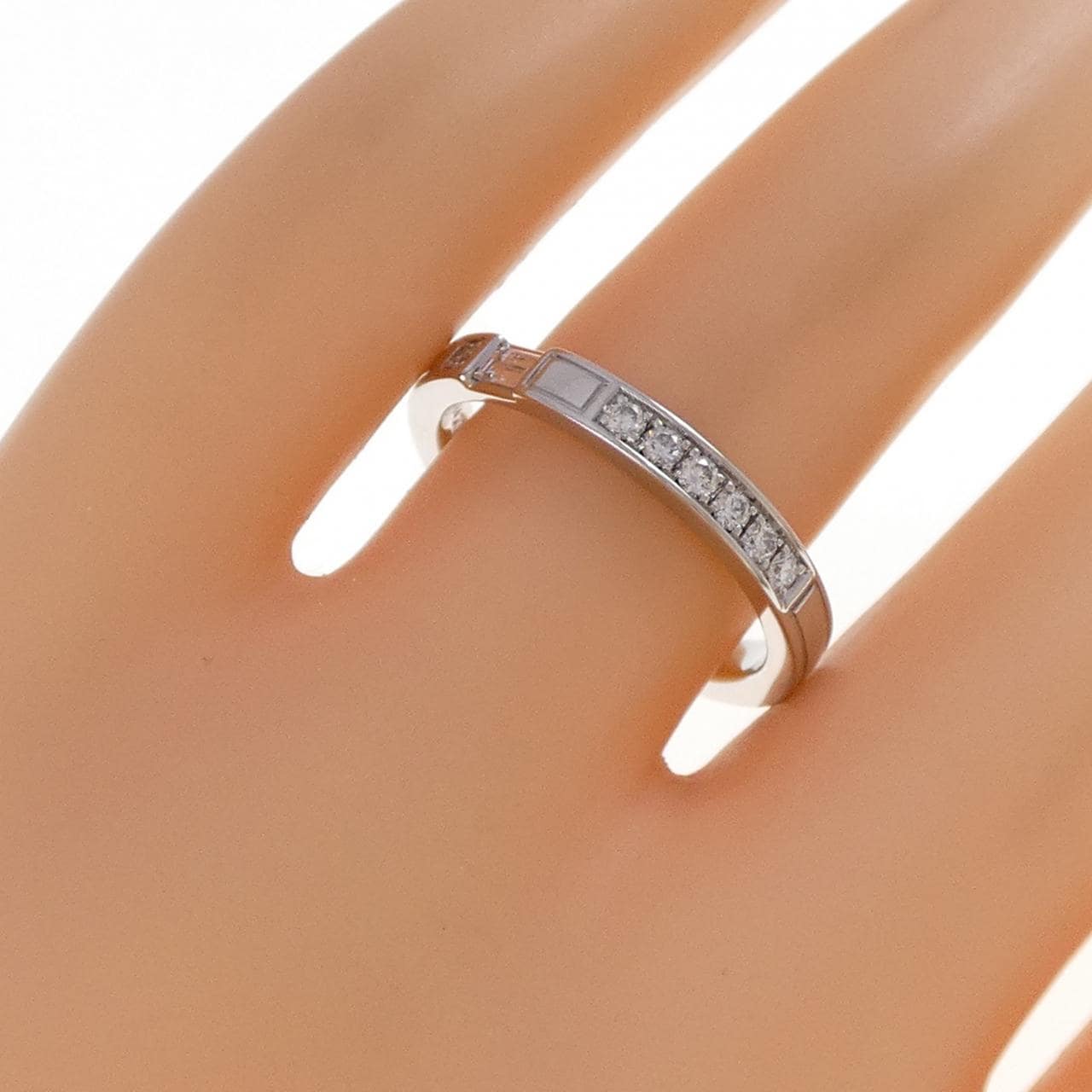 ハリーウィンストン トラフィック バイ ハリーウィンストン アクセントバンド リング