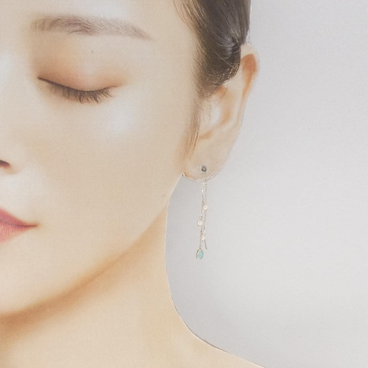 K10YG カルセドニー ピアス