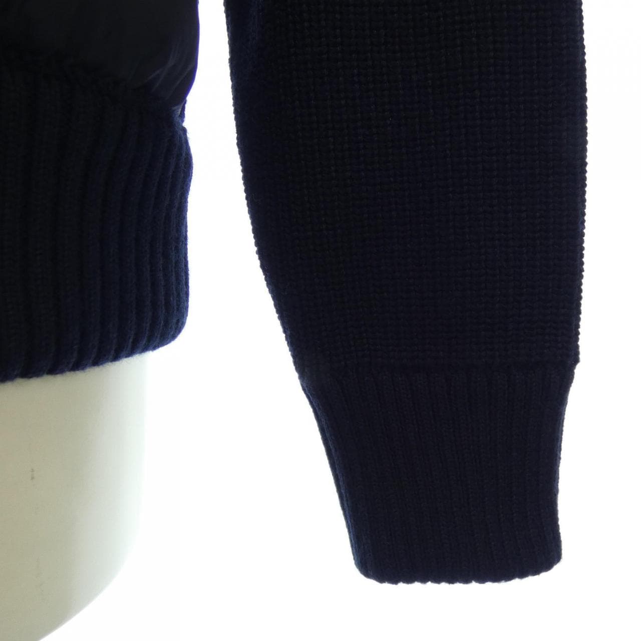 モンクレール MONCLER ダウンジャケット