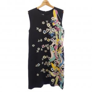 ブティックモスキーノ BOUTIQUE MOSCHINO ワンピース