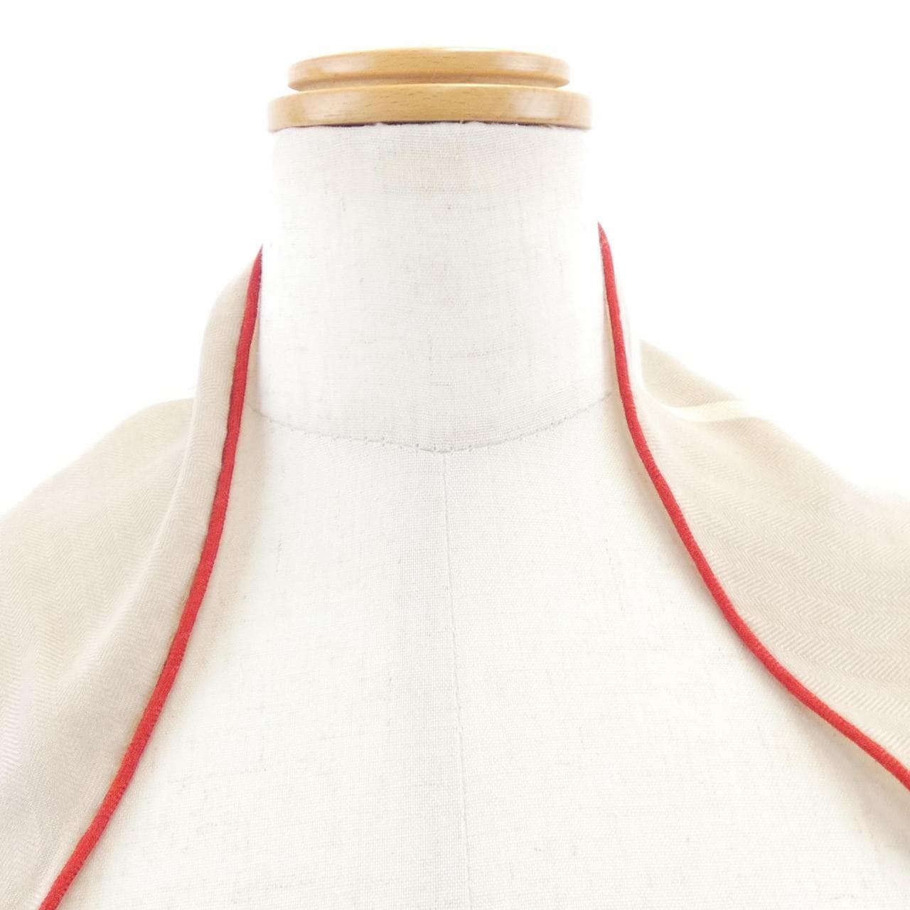 エルメス HERMES BRIDES ET DESTIN H363967S トライアングルジェアン STOLE
