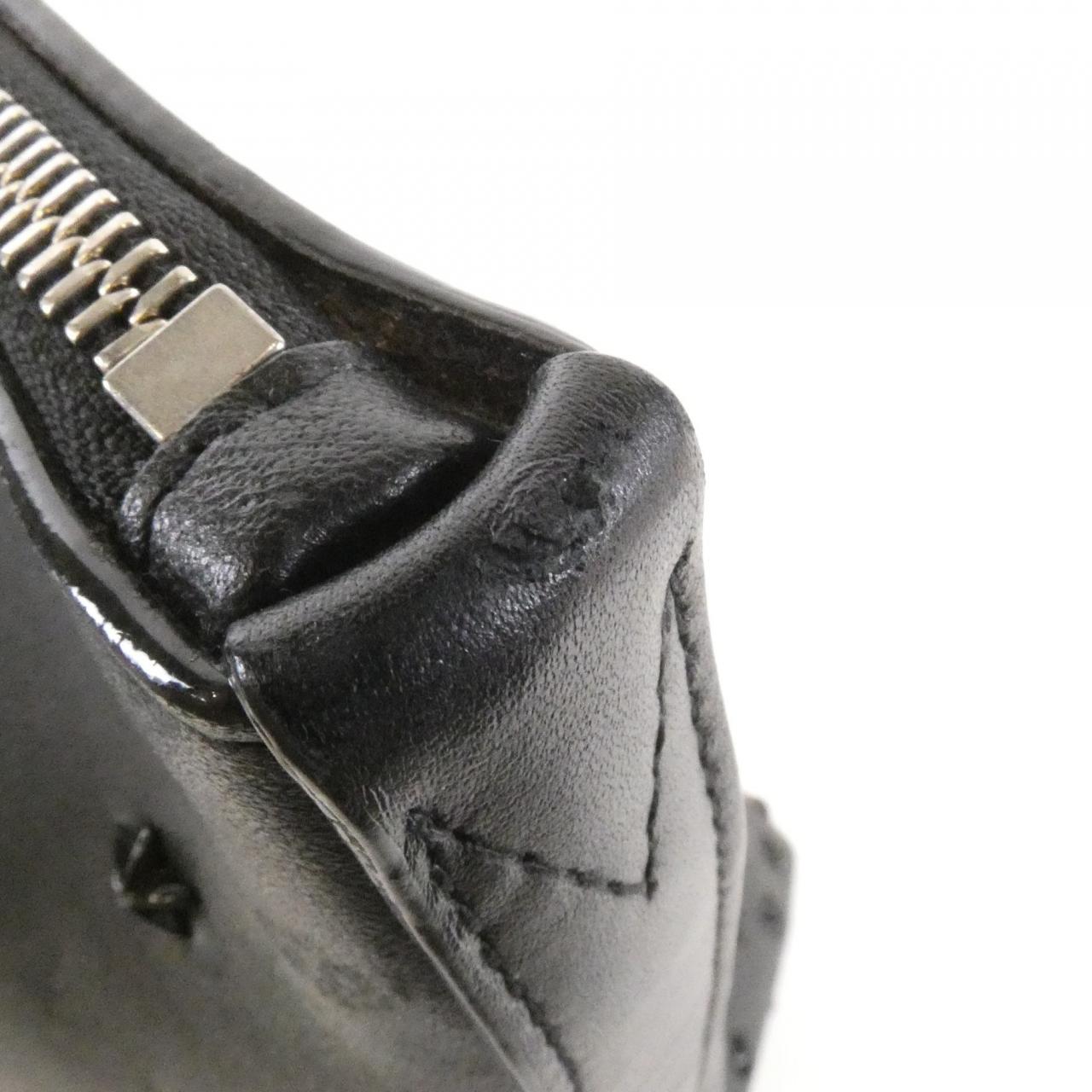 ジミーチュウ バッグ