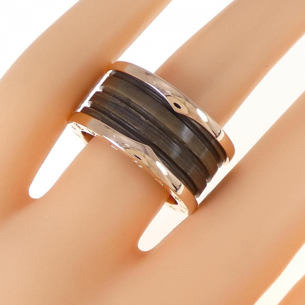 BVLGARI B.zero1 ring