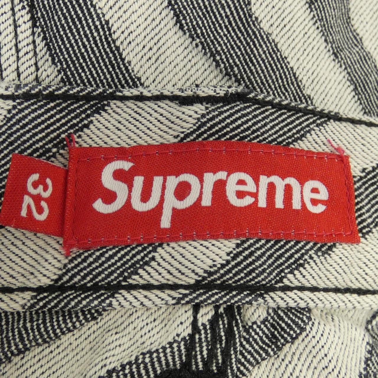 SUPREME牛仔裤