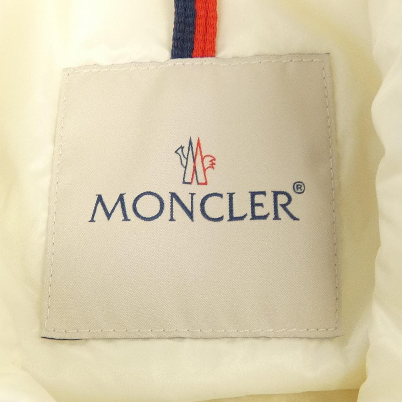 MONCLER蒙克勒羽绒服