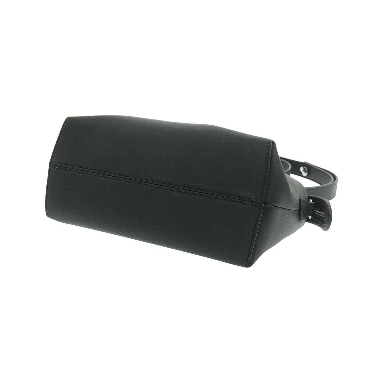 フェンディ バイ ザ ウェイ ミディアム 8BL146 1D5 バッグ