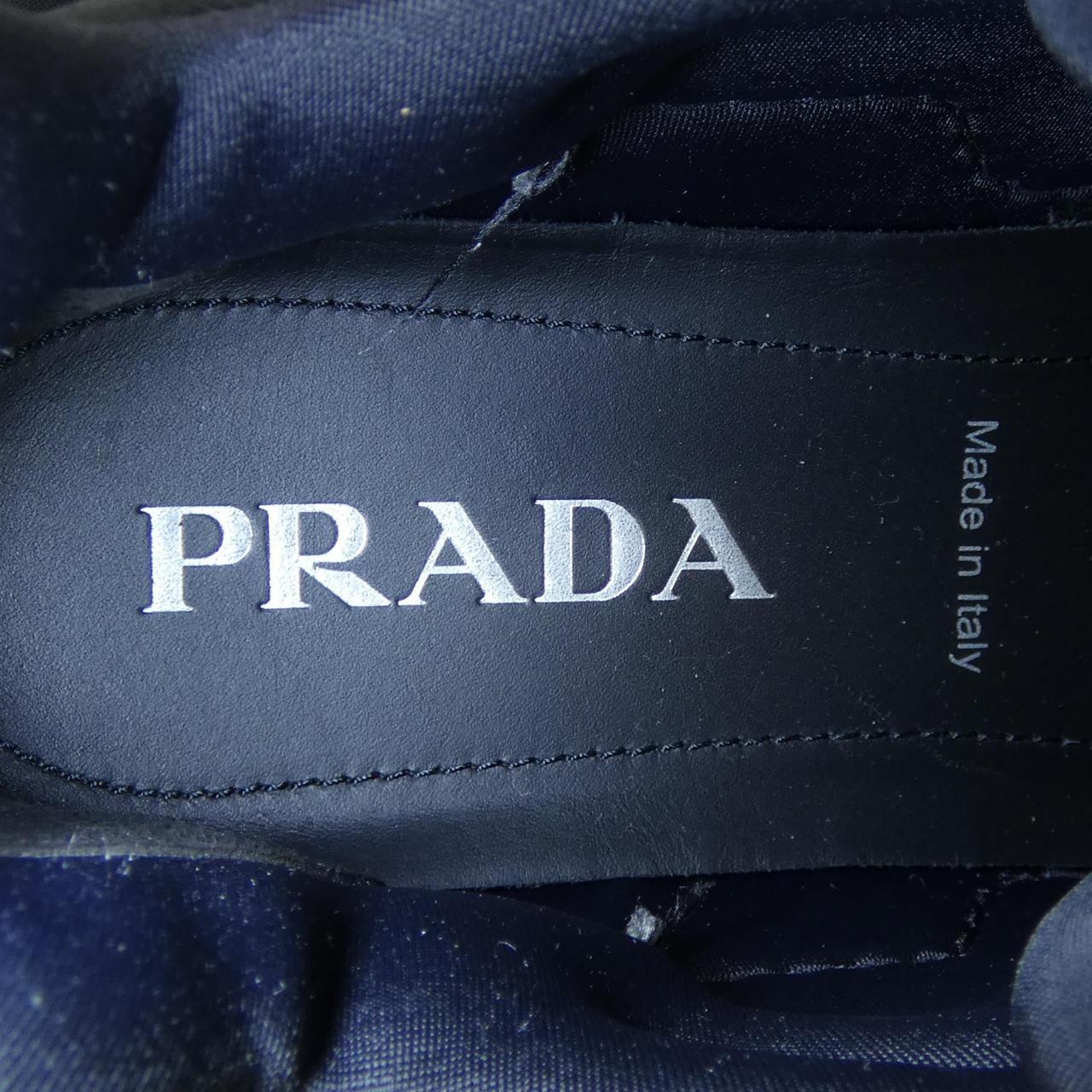 プラダ PRADA スニーカー