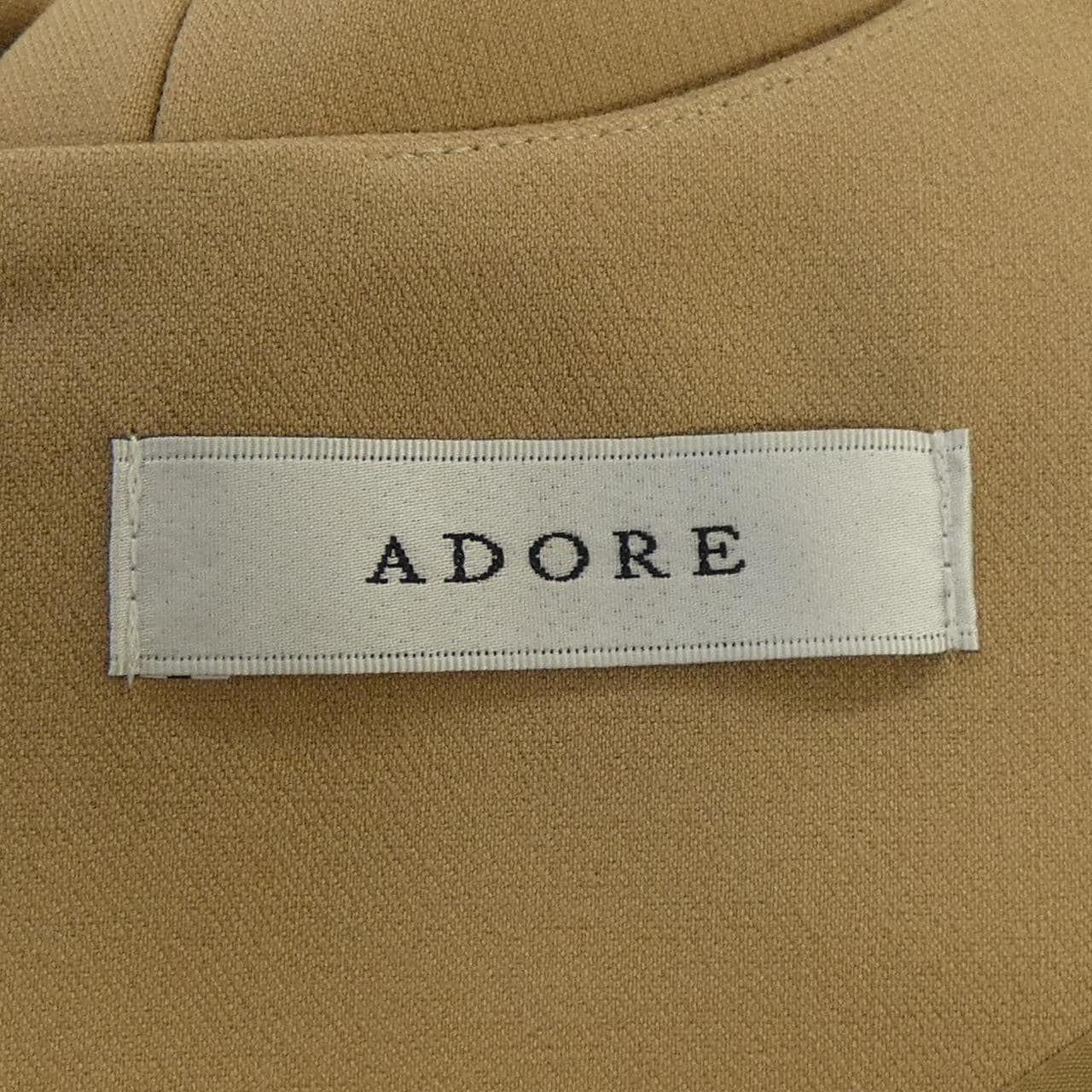 アドーア ADORE ワンピース