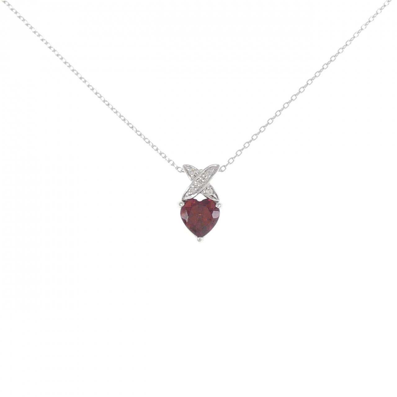 K10WG Heart Garnet Necklace