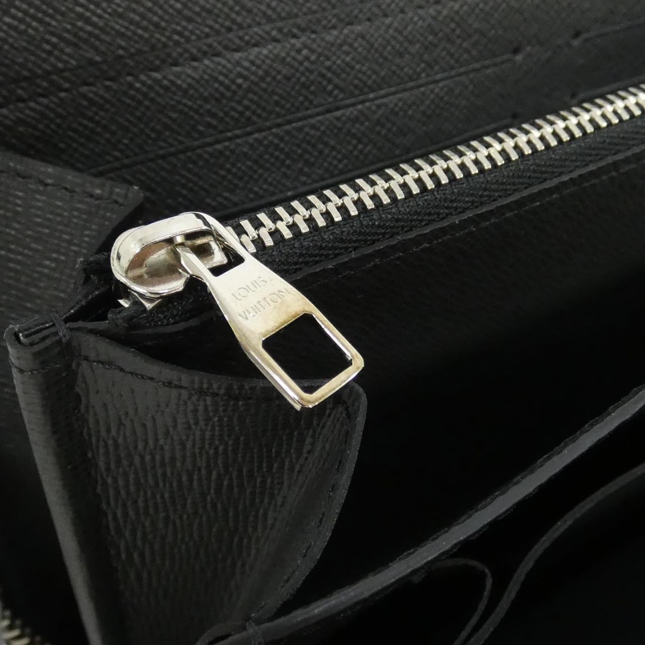 ルイヴィトン タイガ ジッピーXL M42097 財布