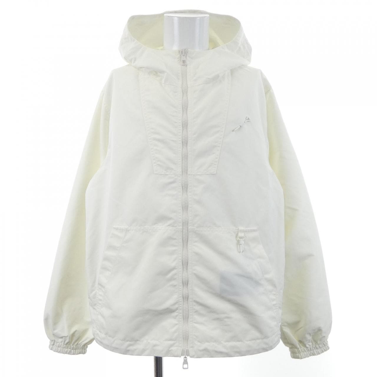 ルイヴィトン LOUIS VUITTON モノグラムリバーシブルナイロンウインドブレーカー HLB46WMO6 ジャケット