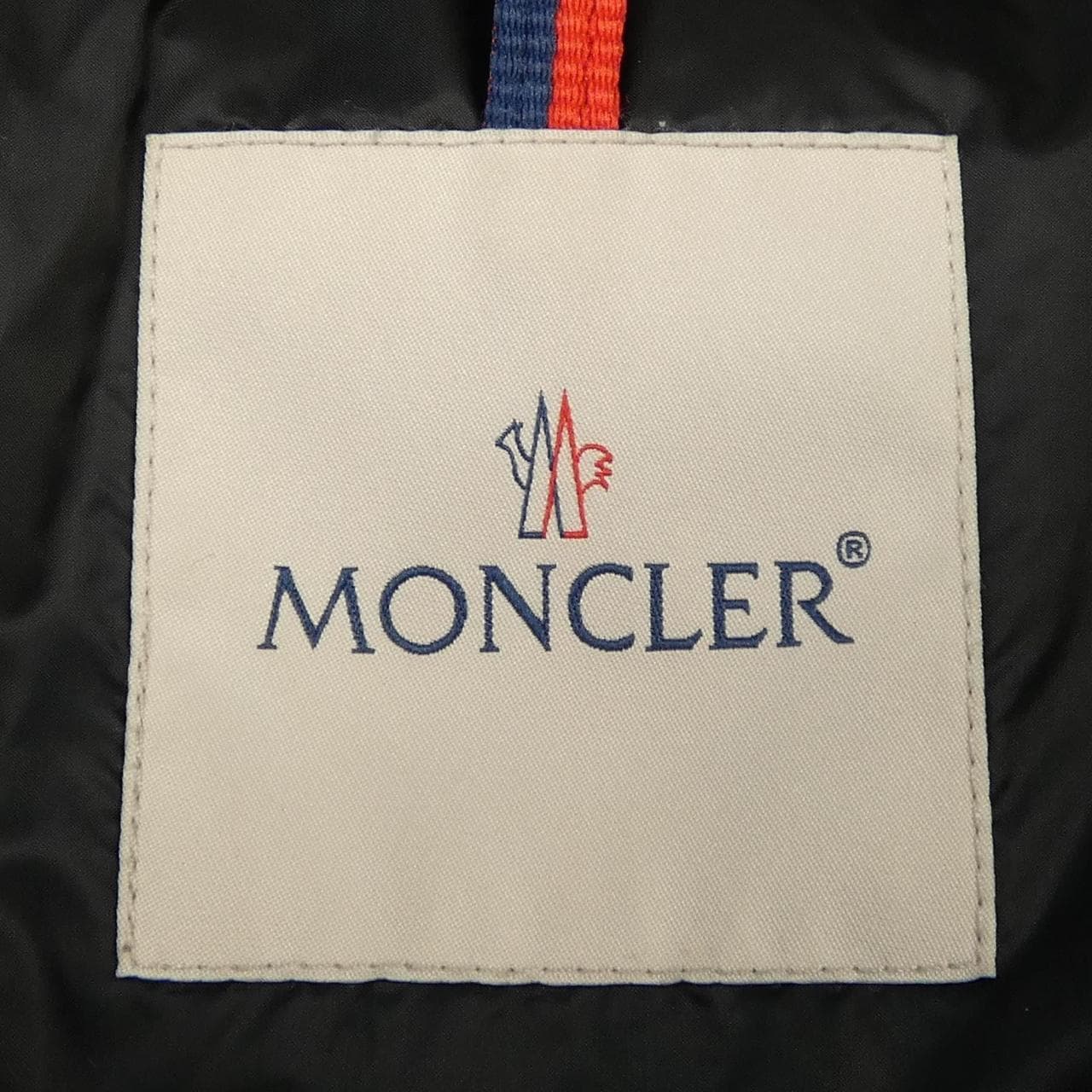 MONCLER蒙克勒羽绒服