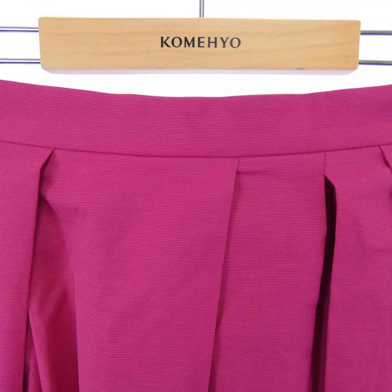 トゥービーシック TO BE CHIC スカート