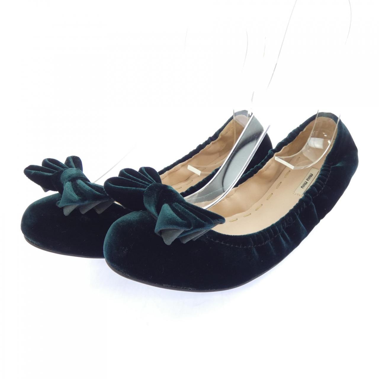 ミュウミュウ MIU MIU フラットシューズ