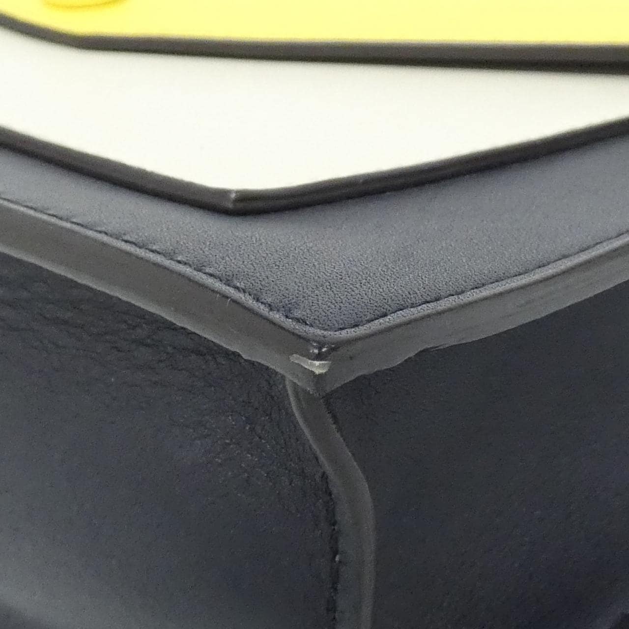 セリーヌ スモール ポケット 175013UNA ショルダーバッグ