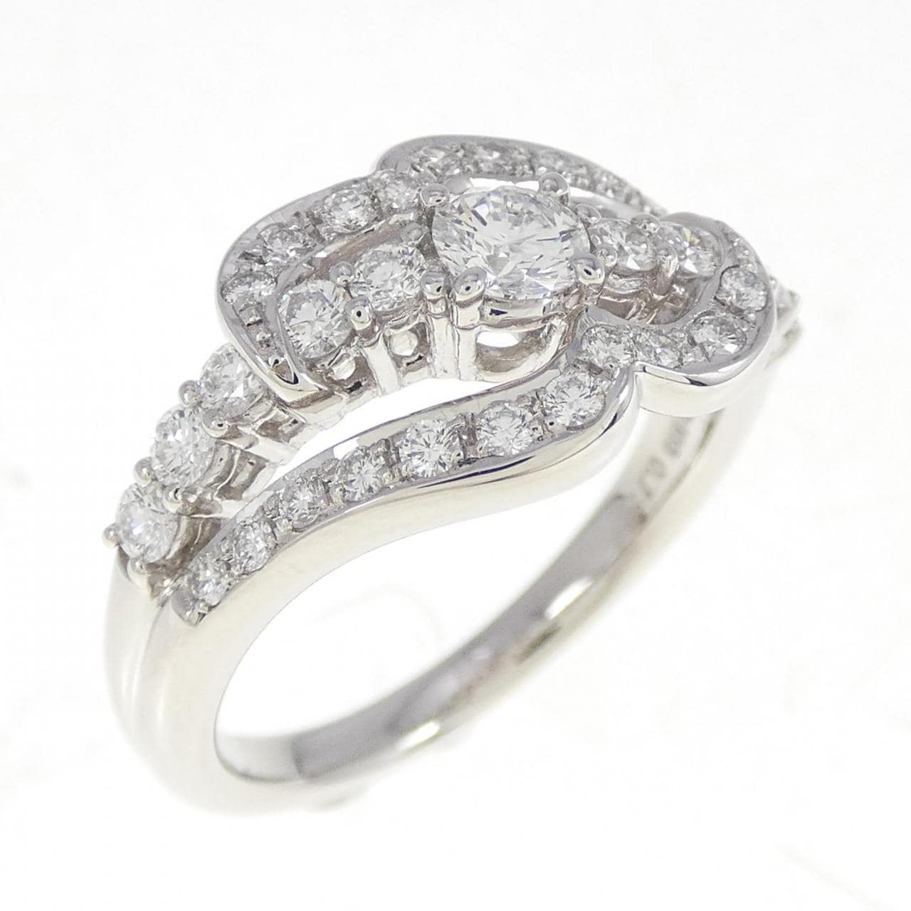 PT ダイヤモンド リング 0.75CT