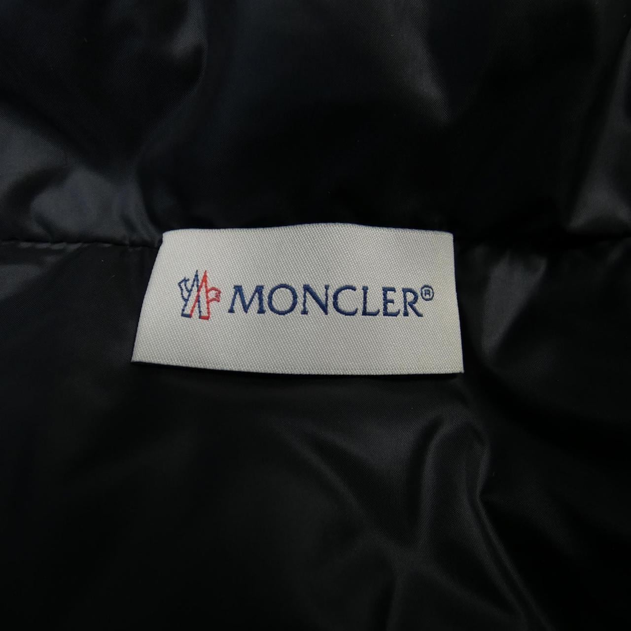 モンクレール MONCLER 20939B51100 ダウンジャケット