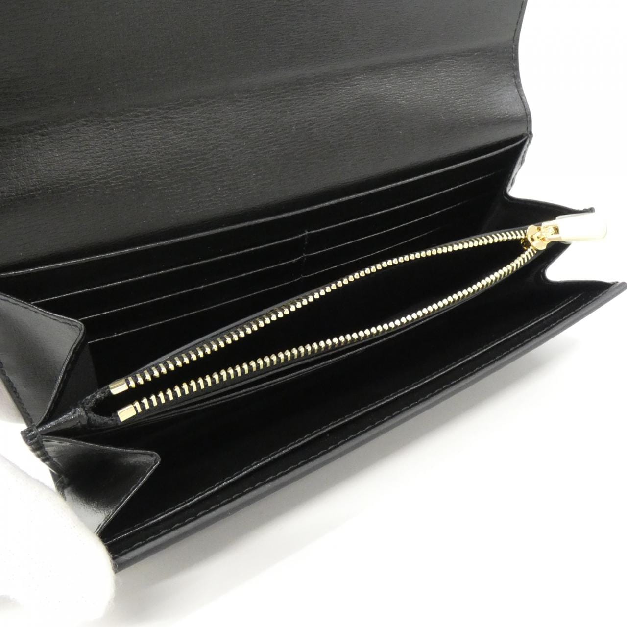【新品】サルヴァトーレフェラガモ 22 E008 財布