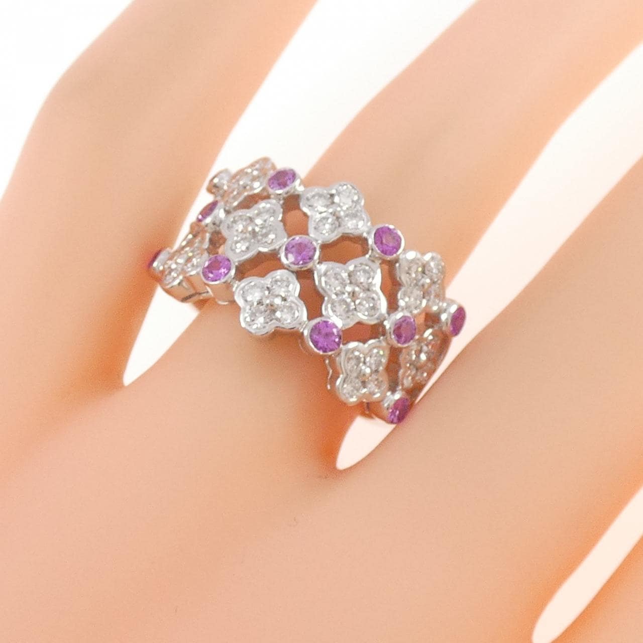 750WG サファイヤ リング 0.54CT
