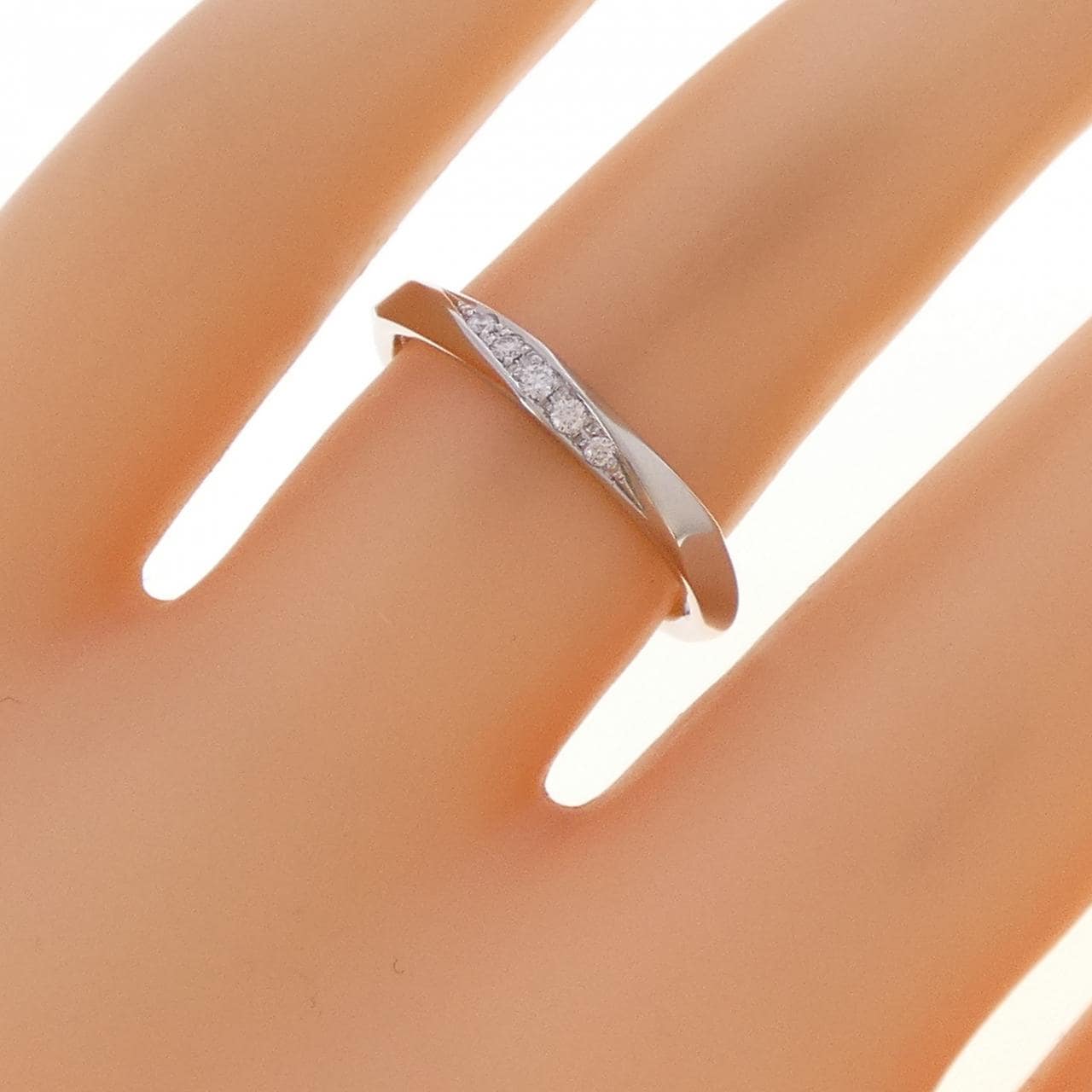 PT950 ダイヤモンド リング 0.03CT