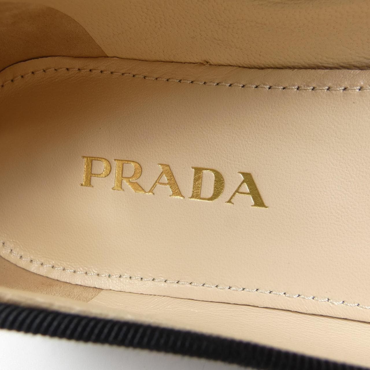 プラダ PRADA フラットシューズ