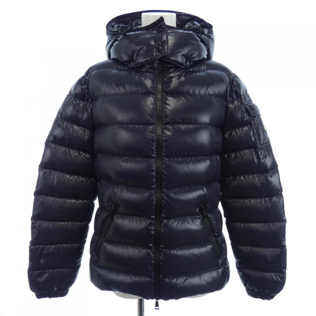 モンクレール MONCLER ダウンジャケット