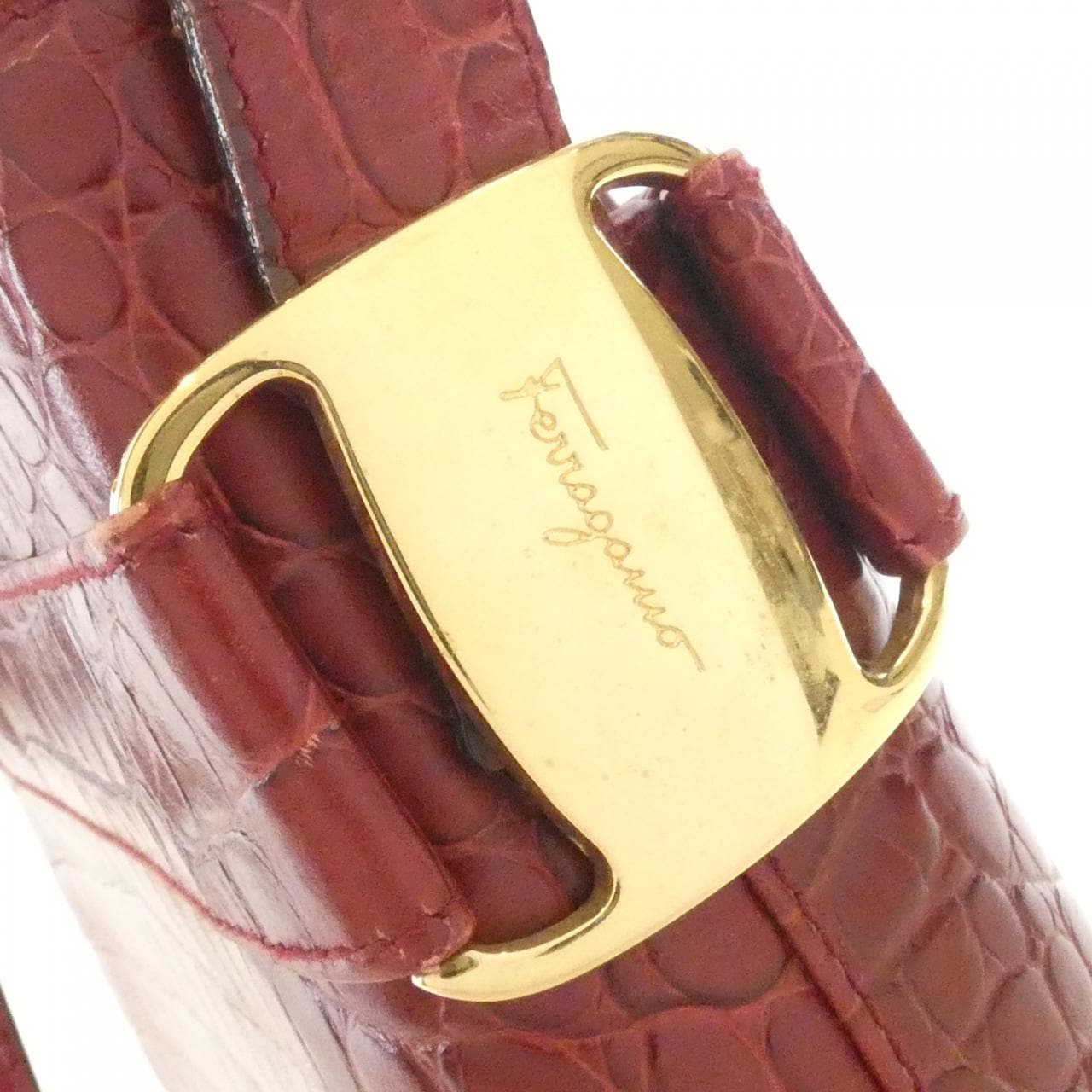 サルヴァトーレフェラガモ 21 8726 ショルダーバッグ