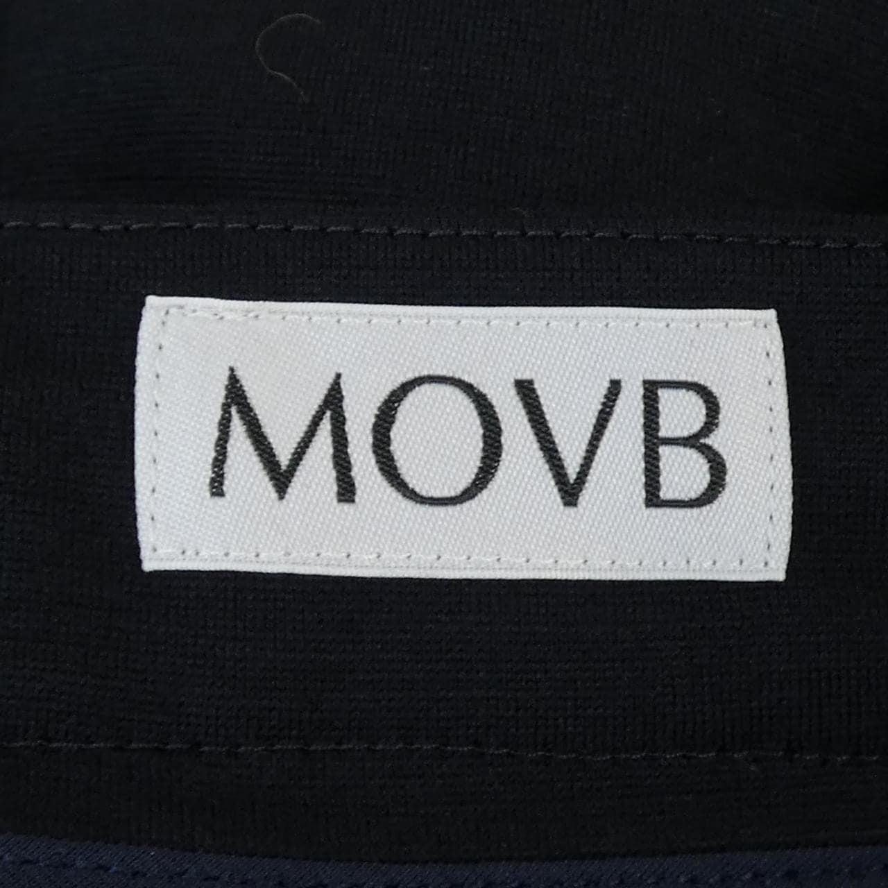 MOVB パンツ