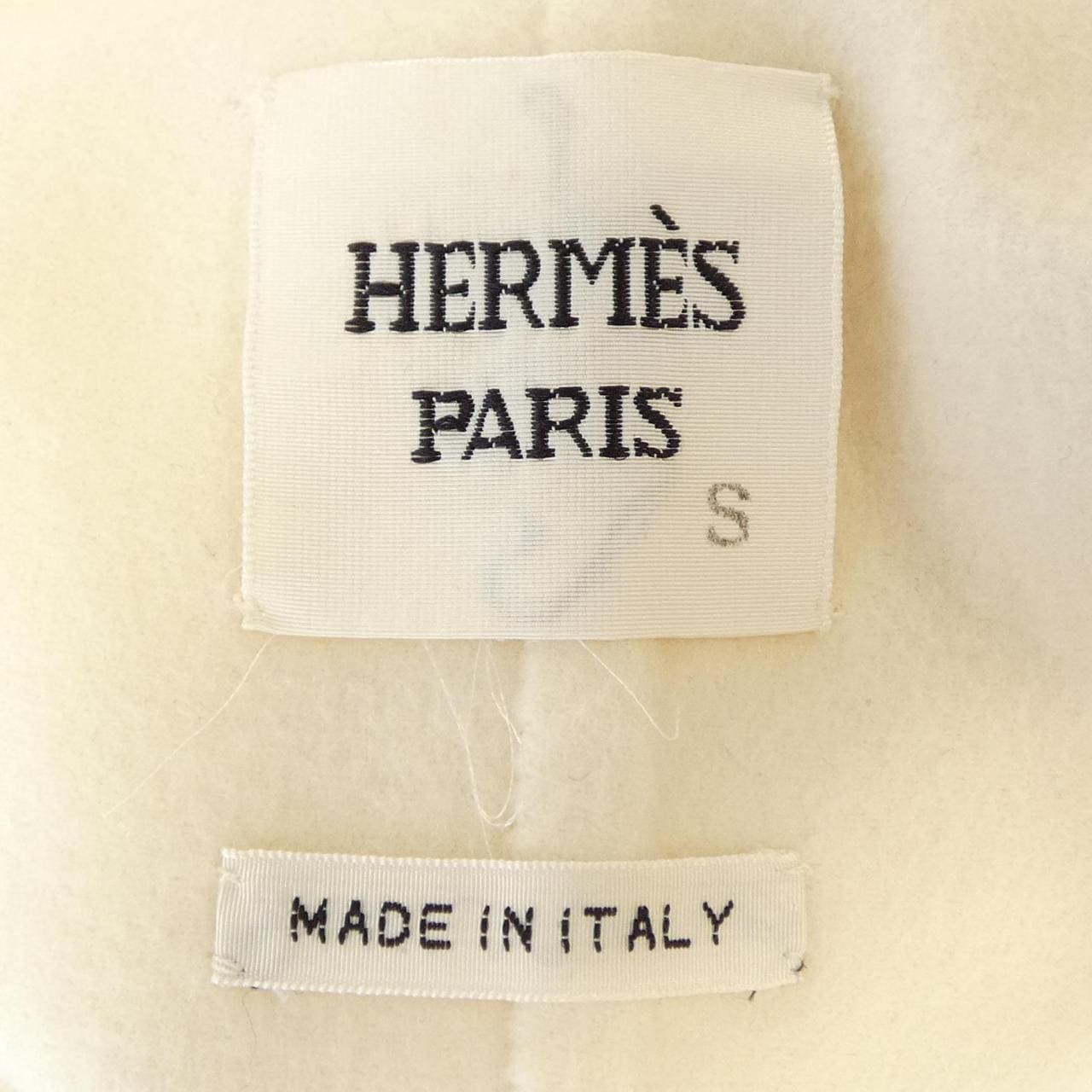 エルメス HERMES *86-7111. コート